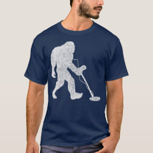Metal Detecting Treasure Hunt Detectorist Bigfoot T-Shirt