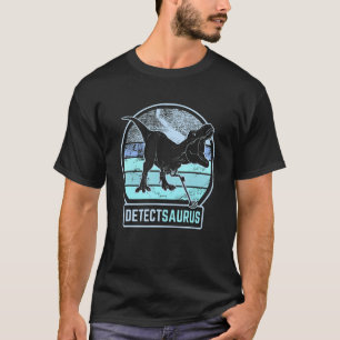 Metal Detecting Treasure Hunt Detectorist Detects T-Shirt