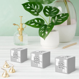 metaphor_9_hide and seek favour box
