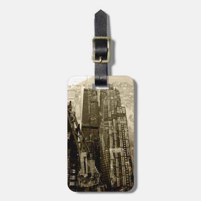 Metropolis V Luggage Tag (Front Vertical)