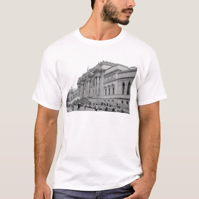 Metropolitan Museum of Art T-Shirt (Front)