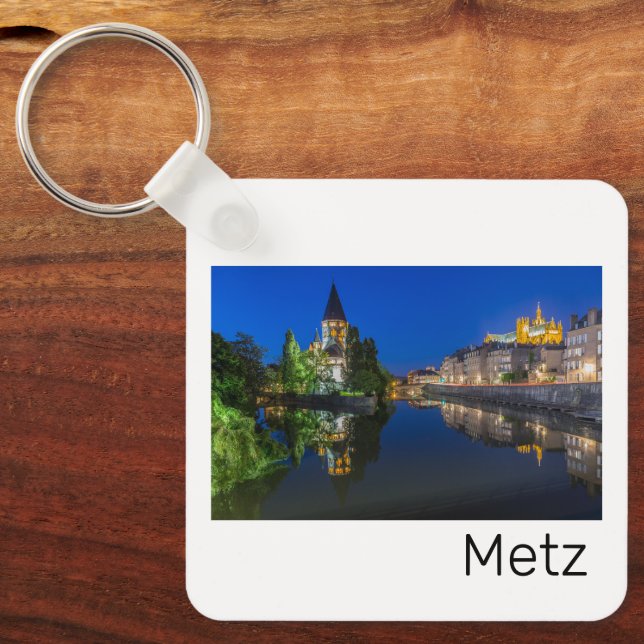Metz Temple Neuf France Night Moselle Souvenir Key Ring (Front)
