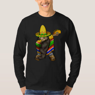 Mexican Dabbing Gnome Cinco De Mayo Poncho Sombrer T-Shirt