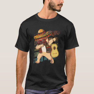 Mexican Dabbing Pug Dog Cinco De Mayo Poncho Sombr T-Shirt