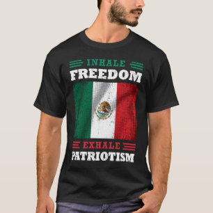Mexican Mexico Flag Chicano Latino Mexico Fans  Me T-Shirt
