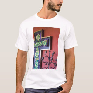Mexico, Guanajuato state, San Miguel. Casa de la 2 T-Shirt