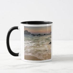 Mexico, Guerrero, Zihuatanejo.  Surf along a Mug