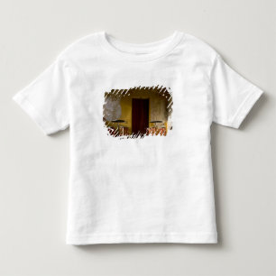 Mexico, Oaxaca, Afternoon sun lights balcony of Toddler T-Shirt