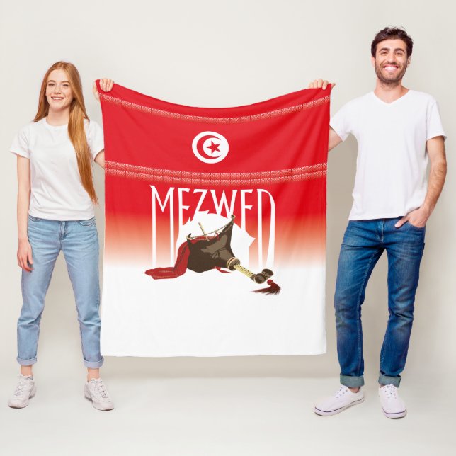 Mezwed - tunisian bagpipes fleece blanket (In Situ)