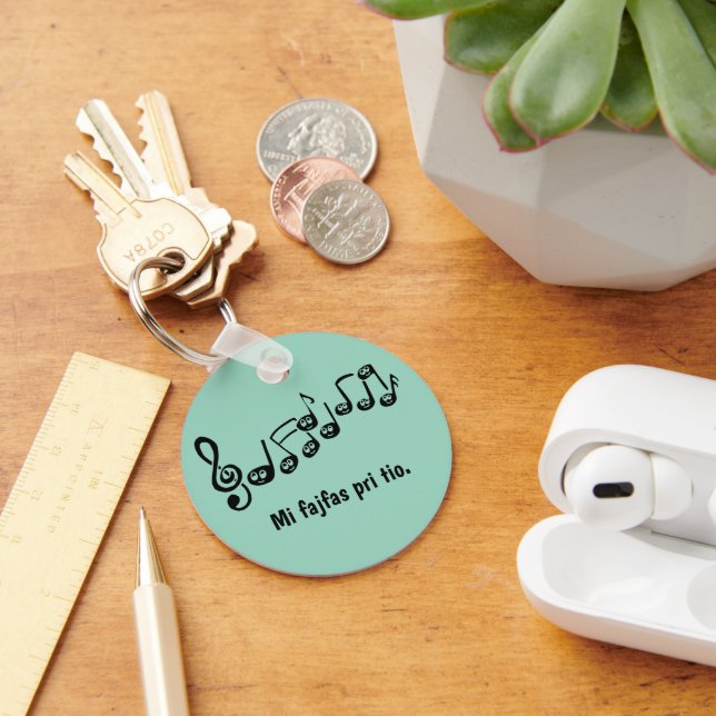 Mi fajfas pri tio. key ring (Desk)