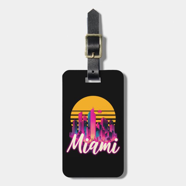 Miami at sunset luggage tag (Front Vertical)