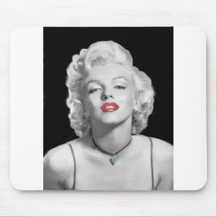 MIC01BWRD-V3 Look of Love Emerald Heart.tif Mouse Mat