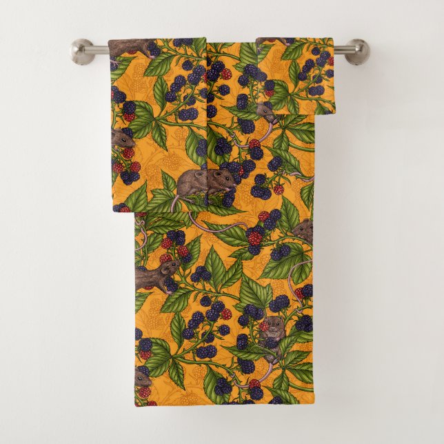 Mice and blackberries on yellow bath towel set (Insitu)