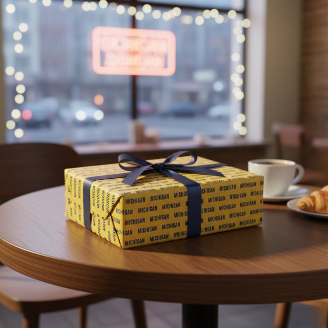 Michigan Maize and Blue Wrapping Paper (Michigan Maize and Blue Wrapping Paper)