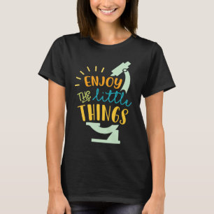 Microbiologist Microbiology Lab Staph Biology teac T-Shirt