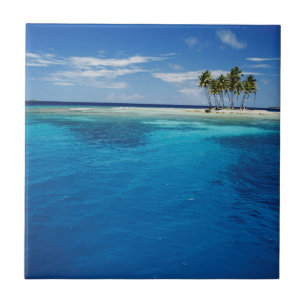 Micronesia, Tonowas, View of idyllic tropical Tile