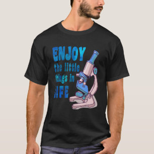 microscope microbiologists biology nerd science la T-Shirt