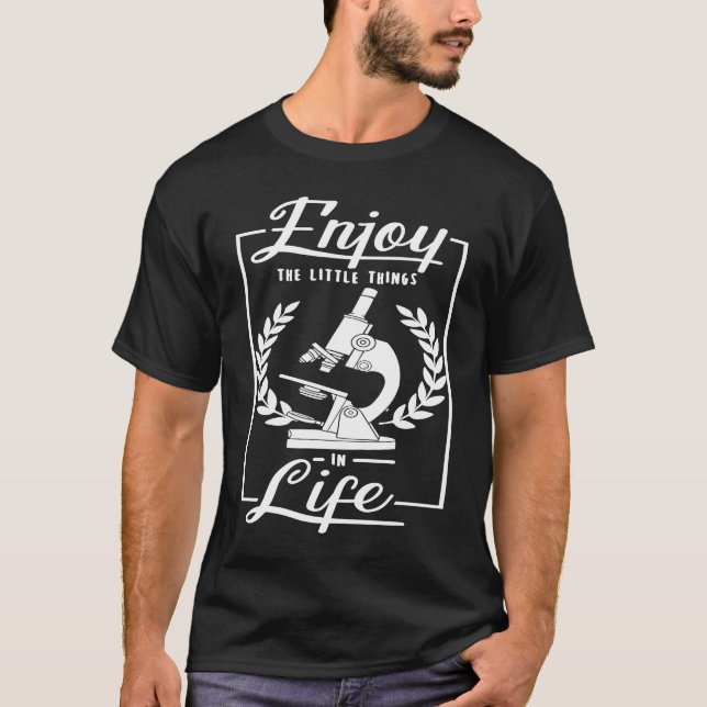 Microscope Microbiology Laboratory Biology Science T-Shirt (Front)