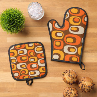 Mid-Century Modern Abstract Pattern Oven Mitt & Pot Holder Set