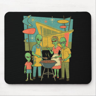 Mid Century Modern Alien Bbq Family Retro1950s Mouse Mat