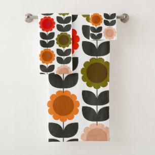 Mid-Century Modern Colored Retro Groovy Flowers Bath Towel Set