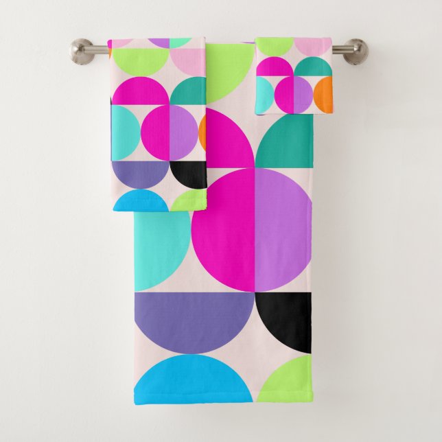 Mid Century Modern Colourful Circles Retro Abstrac Bath Towel Set (Insitu)