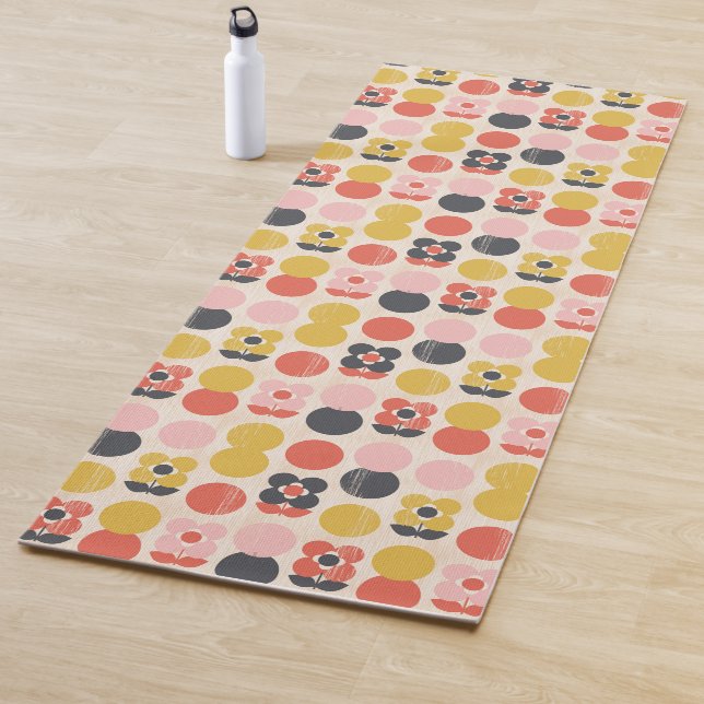 Mid-Century Modern Flower Pattern Yoga Mat (In Situ)