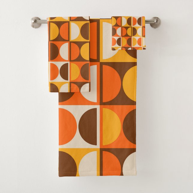 Mid Century Modern Geometric Abstract Pattern Bath Towel Set (Insitu)