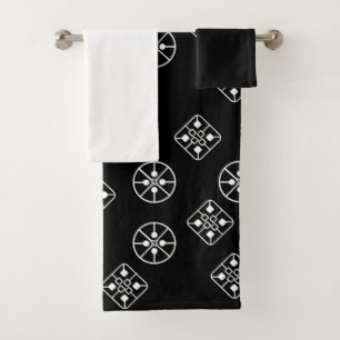 Mid-Century Modern Snowflakes Bath Towel Set