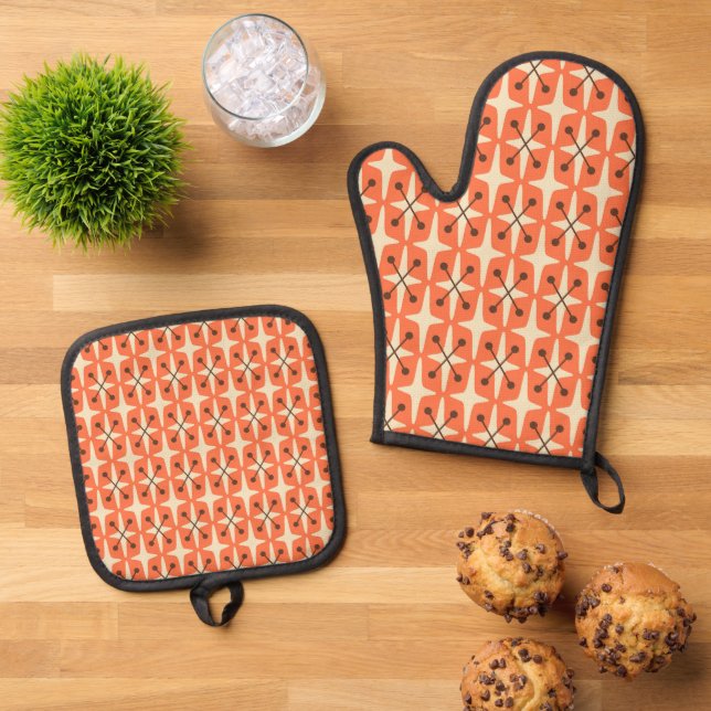Mid Century Modern Starburst Pattern Oven Mitt & Pot Holder Set (Top Down)