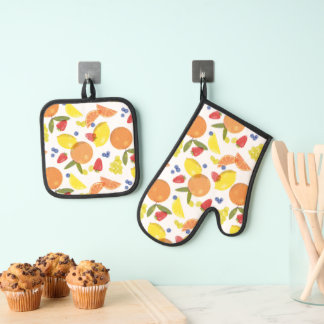 Mid Mod Grungy Risograph Farmers Market Fruit Oven Mitt & Pot Holder Set