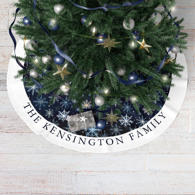 Midcentury Modern Blue Snowflake Personalised Brushed Polyester Tree Skirt (Mid-century Modern Blue Snowflake Personalized Brushed Polyester Tree Skirt)