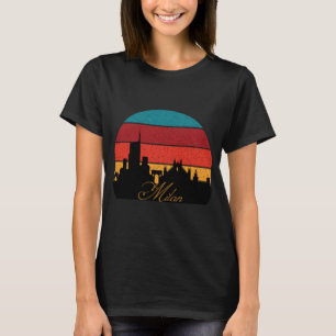 Milan Duomo Retro Synthwave Travel T-Shirt