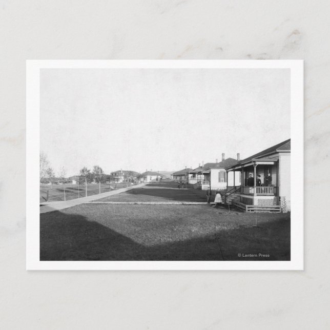 Military Homes in Residential Area of Fort Meade Postcard (Front)