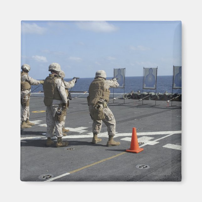 Military policemen train with the Berretta M9 Magnet (Front)