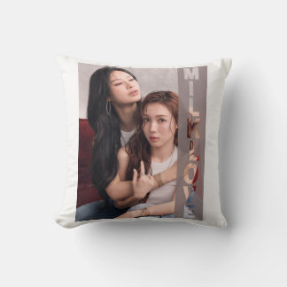 MilkLove 23.5 Cushion