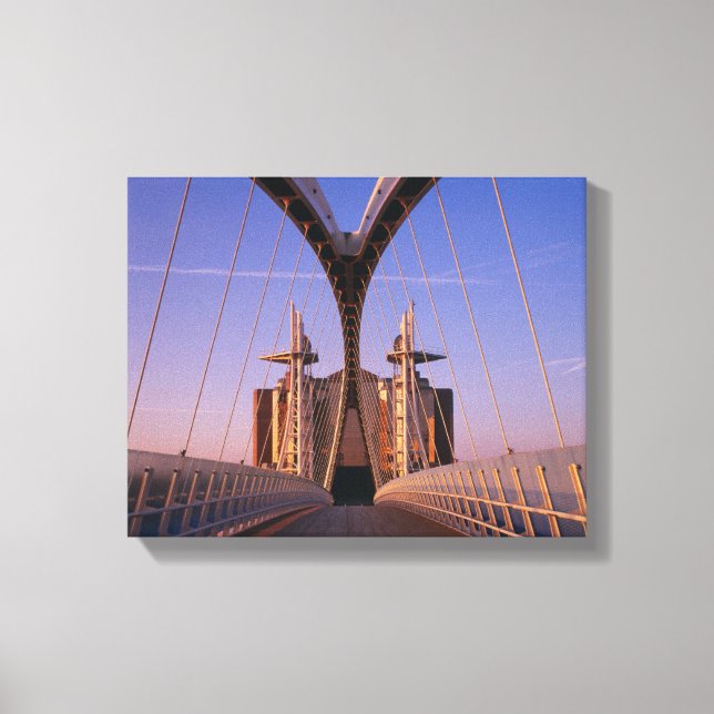 Millennium Bridge, Lowry Centre, Salford Canvas Print (Front)