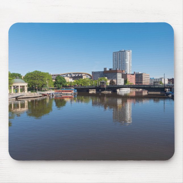 milwaukee riverfront and state street bridge  mouse mat (Front)