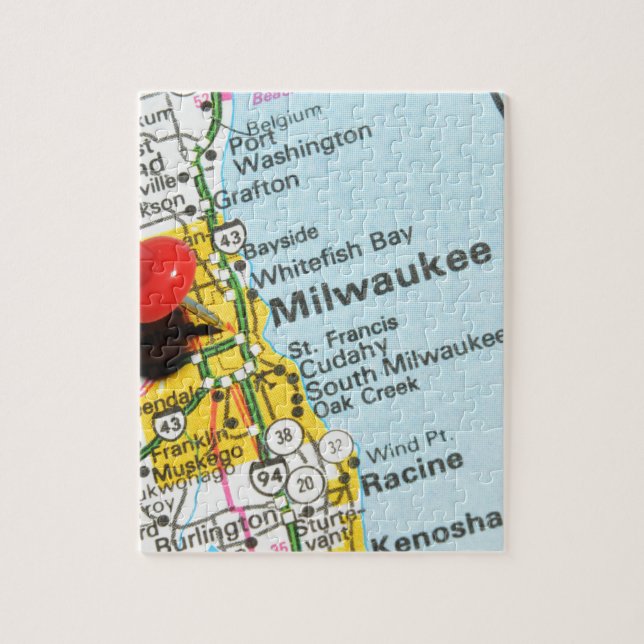 Milwaukee, Wisconsin Jigsaw Puzzle (Vertical)