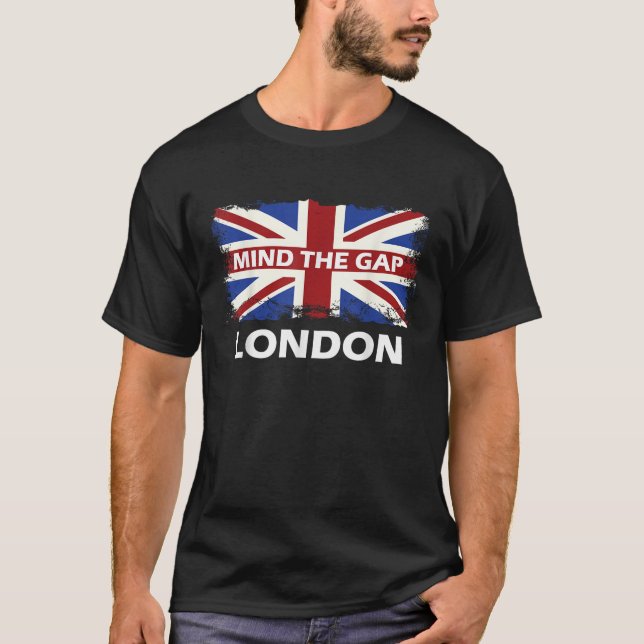 Mind The Gap Union Jack  London Flag British Brita T-Shirt (Front)