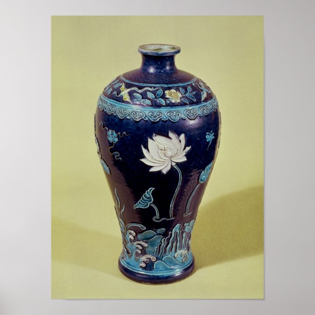 Ming vase with three colour decoration (Front)
