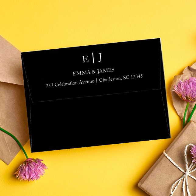 Minimal and Chic | Black and White Wedding  Envelope (Creator Uploaded)