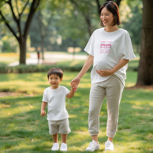 Minimal Baby Booties Due Date Pregnancy T-Shirt (Creator Uploaded)