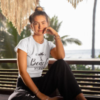 Minimal Beach Vibes