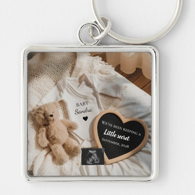 Minimal Bearly Wait teddy pregnancy announcement  Key Ring (Front)
