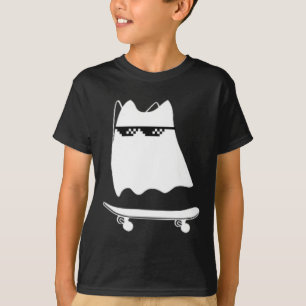 Minimal Boo Cat Skateboarding Cool Halloween Subtl T-Shirt