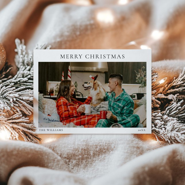 Minimal Christmas Modern Family Portrait Holiday Card (Creator Uploaded)