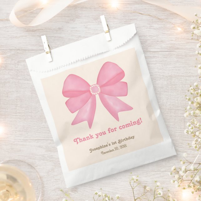 Minimal Cute Pink Bow Birthday Favour Bags (Clipped)