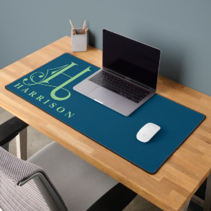 Minimal Elegant Decorative Monogram h Desk Mat