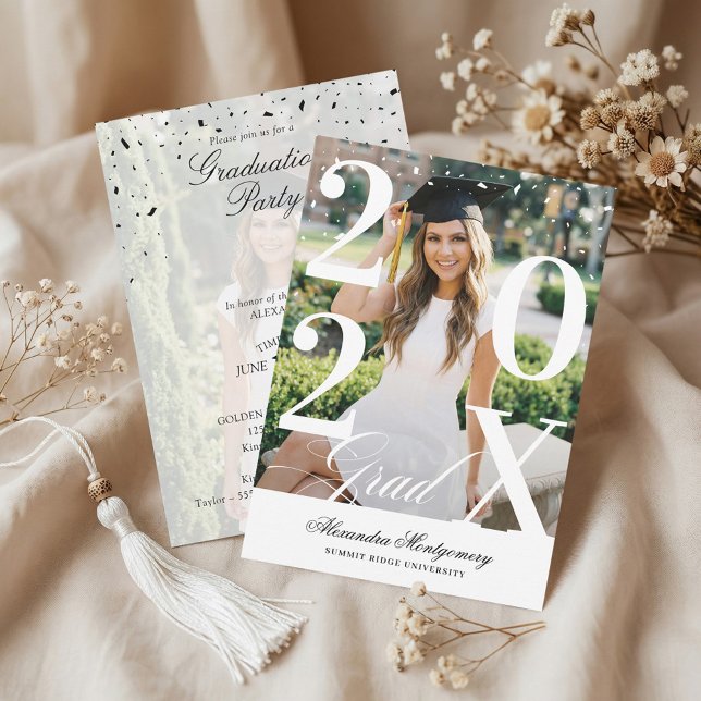 Minimal Modern Bold Graduation Year Photo Party Invitation (Minimal Modern Bold Graduation Year Photo Party Invitation)